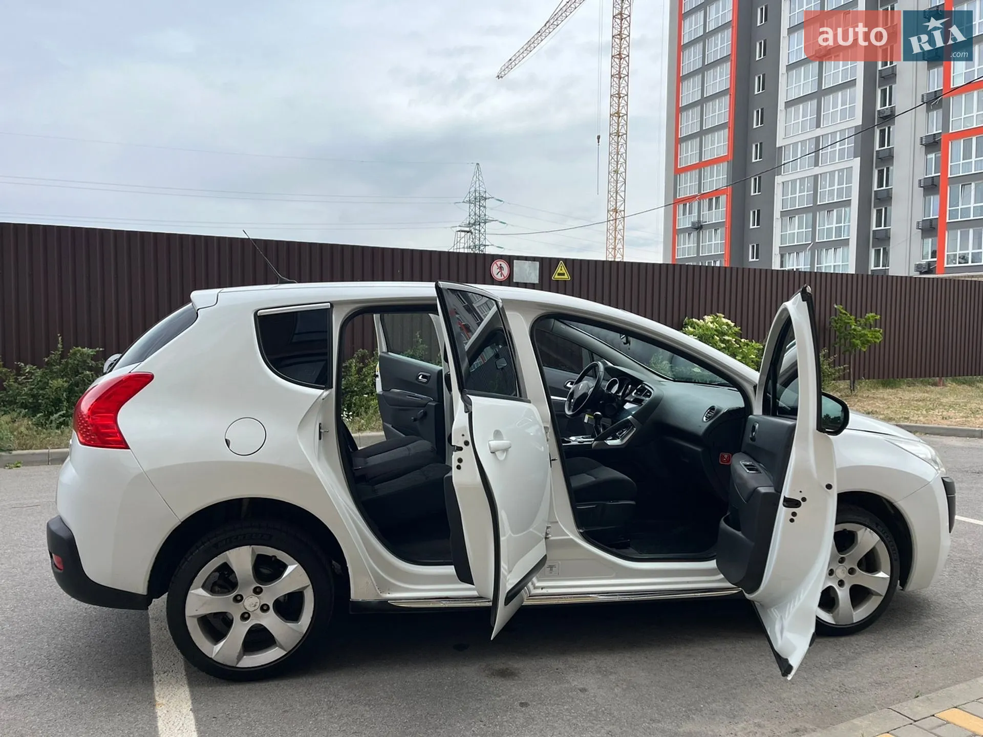 2011 Peugeot 3008 - мініатюра 32