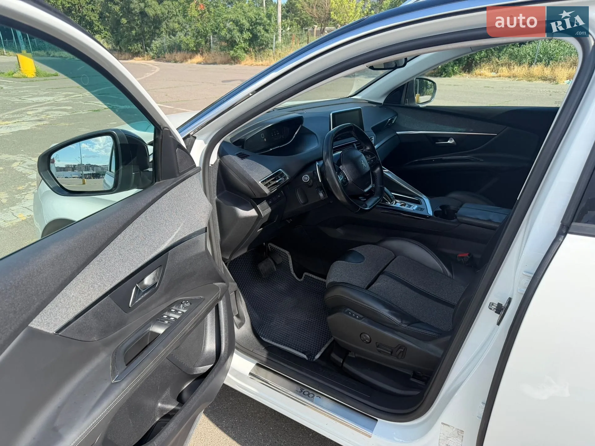 2017 Peugeot 3008 - мініатюра 9