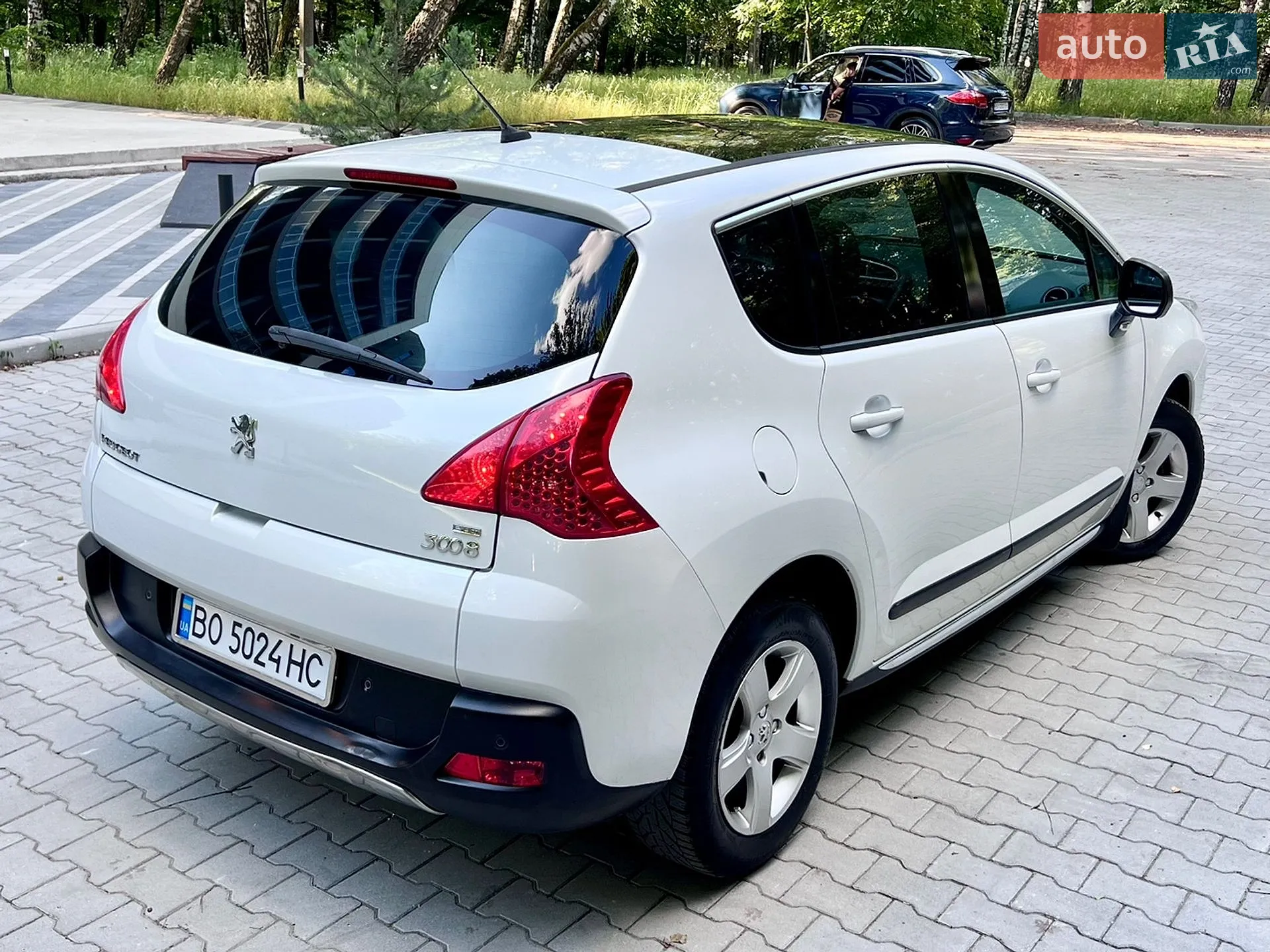 Peugeot 3008 2011 VIN VF30U9HR8BS229023 фото оголошення 2 з 77