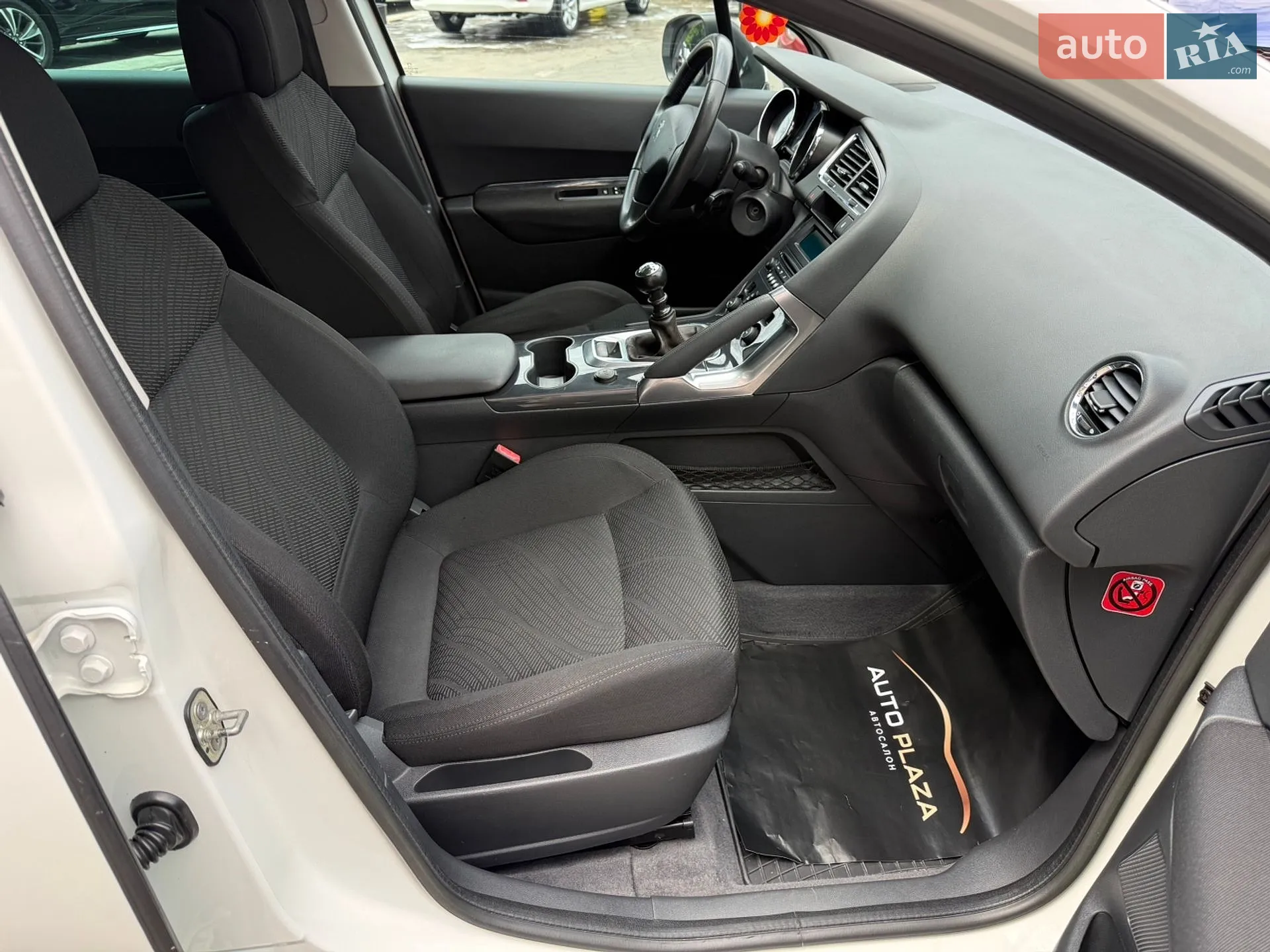 2011 Peugeot 3008 - мініатюра 26