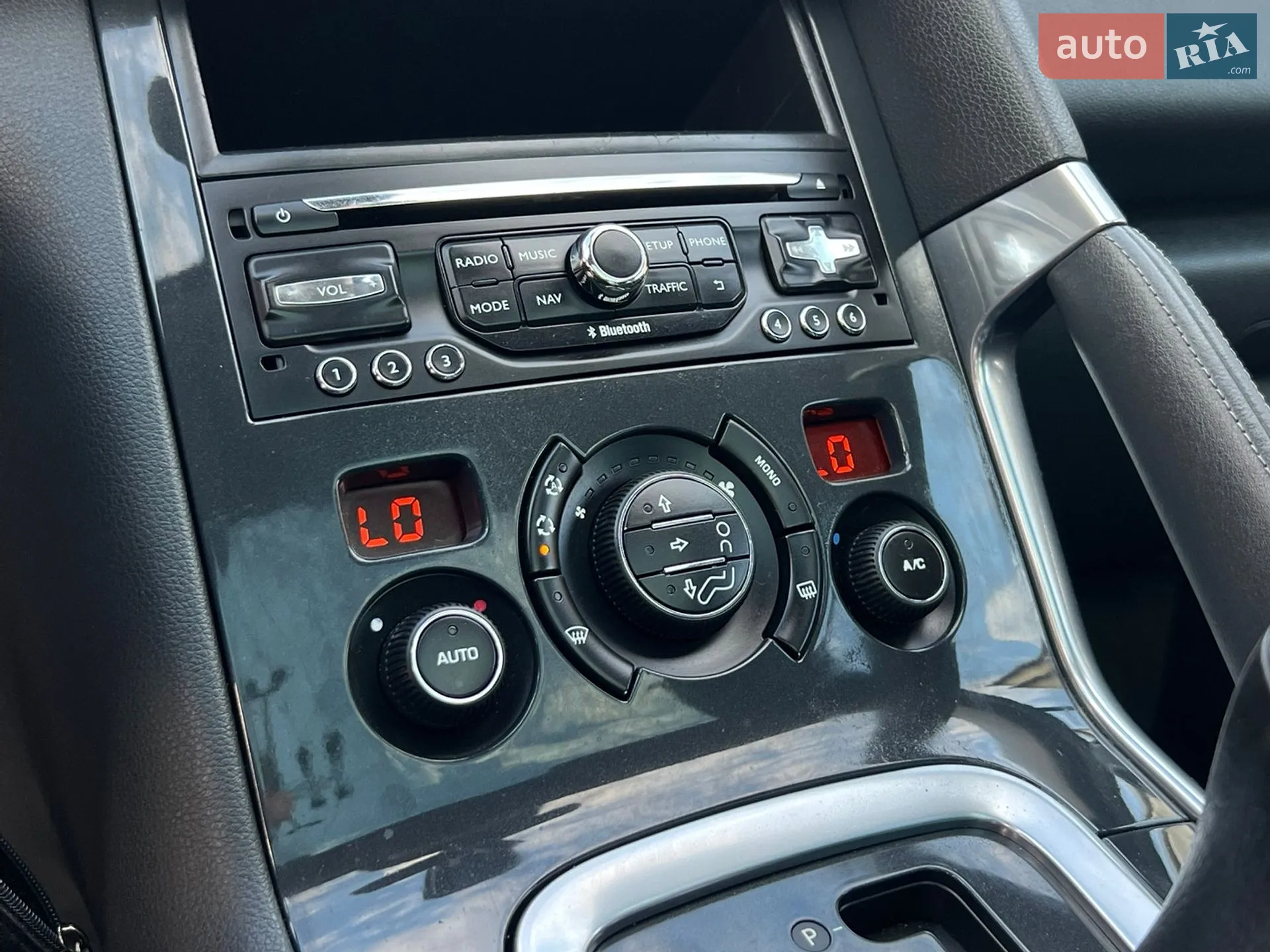2015 Peugeot 3008 - мініатюра 63