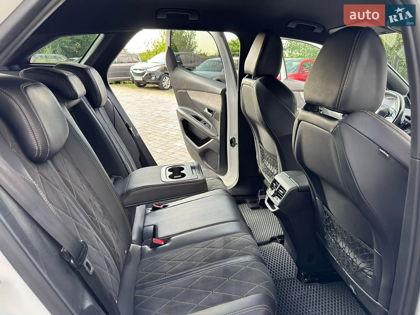 2017 Peugeot 3008 - мініатюра 42
