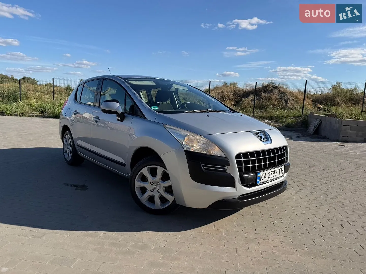 2012 Peugeot 3008 - фото 1