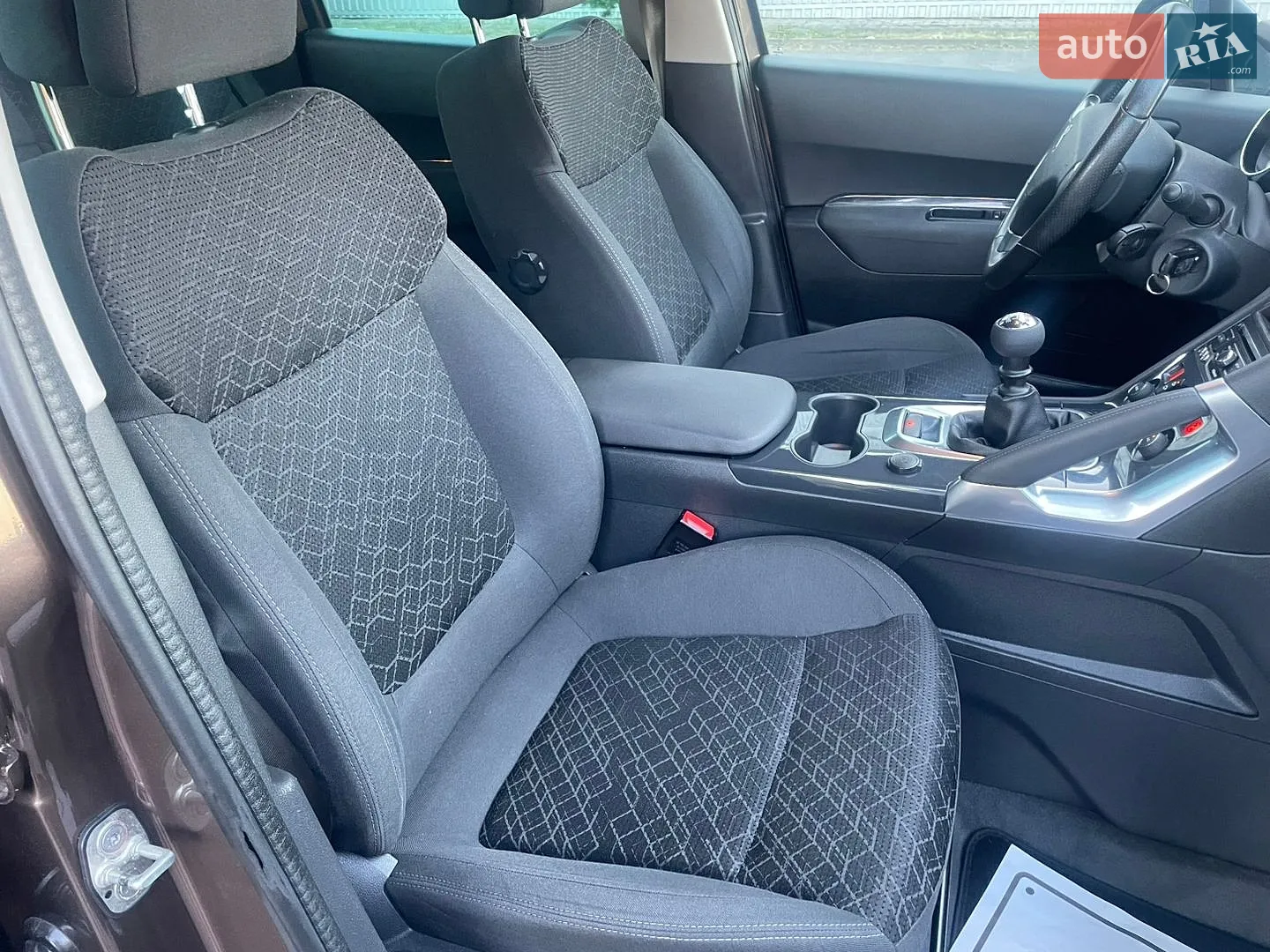 2015 Peugeot 3008 - мініатюра 34