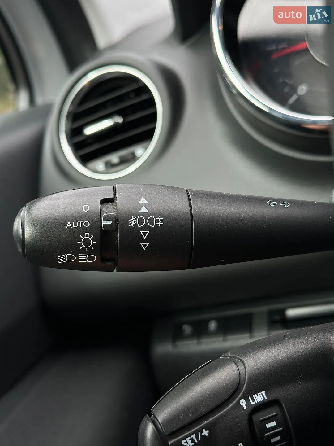 2013 Peugeot 3008 - мініатюра 25
