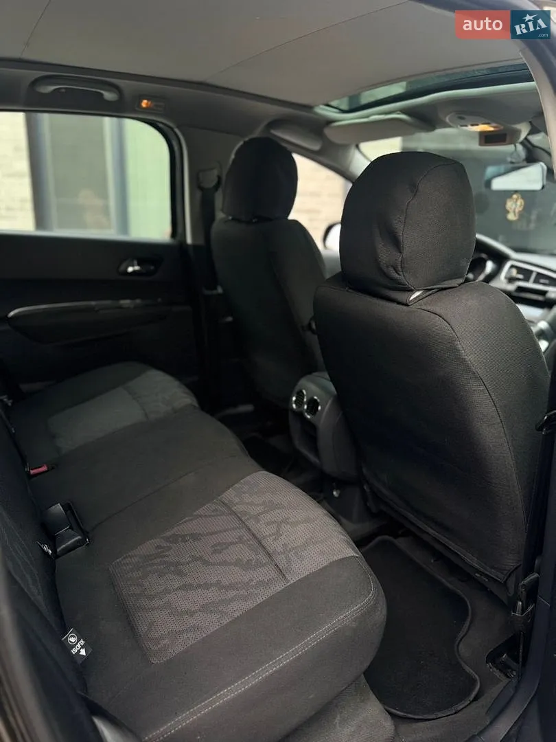 2010 Peugeot 3008 - мініатюра 10