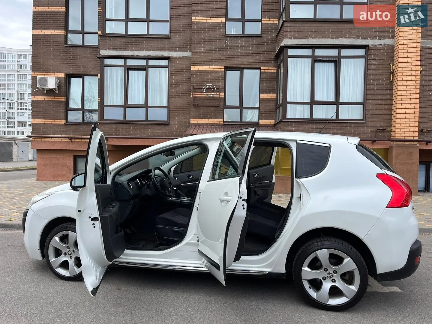 2011 Peugeot 3008 - мініатюра 35