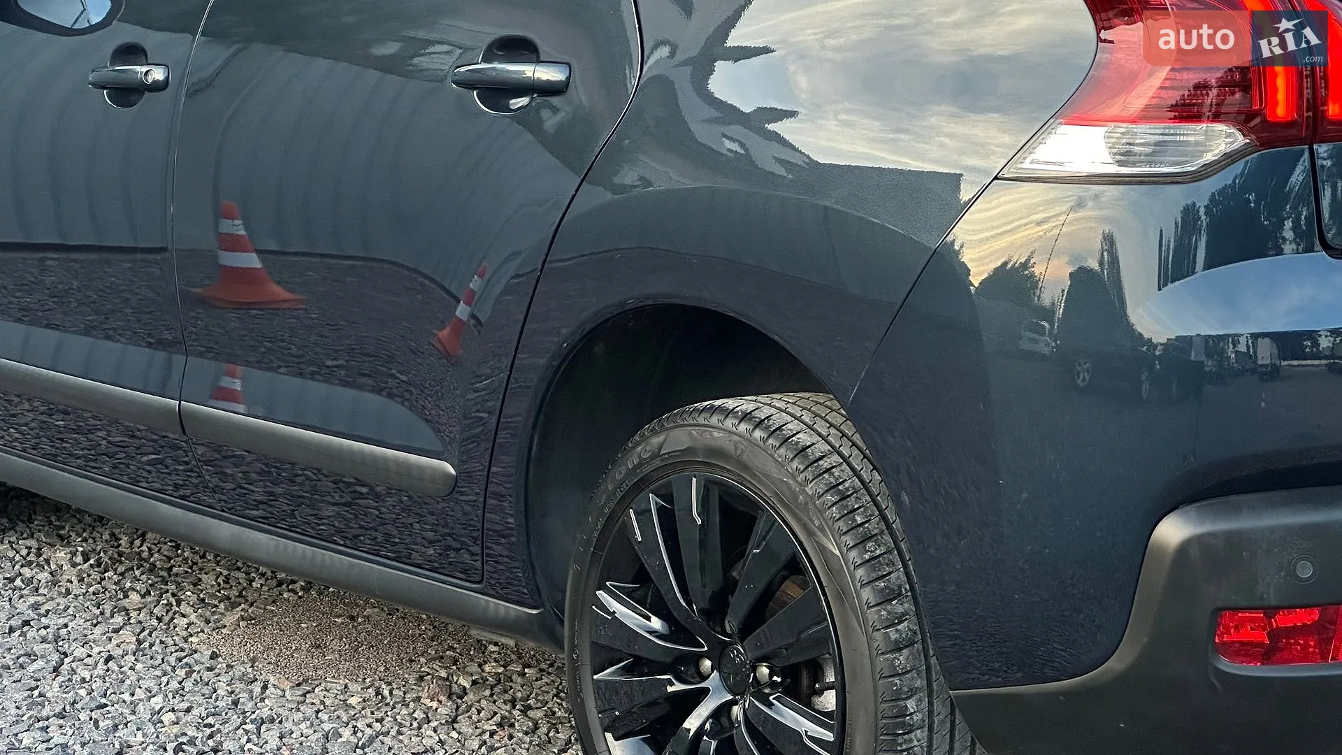 2014 Peugeot 3008 - мініатюра 27