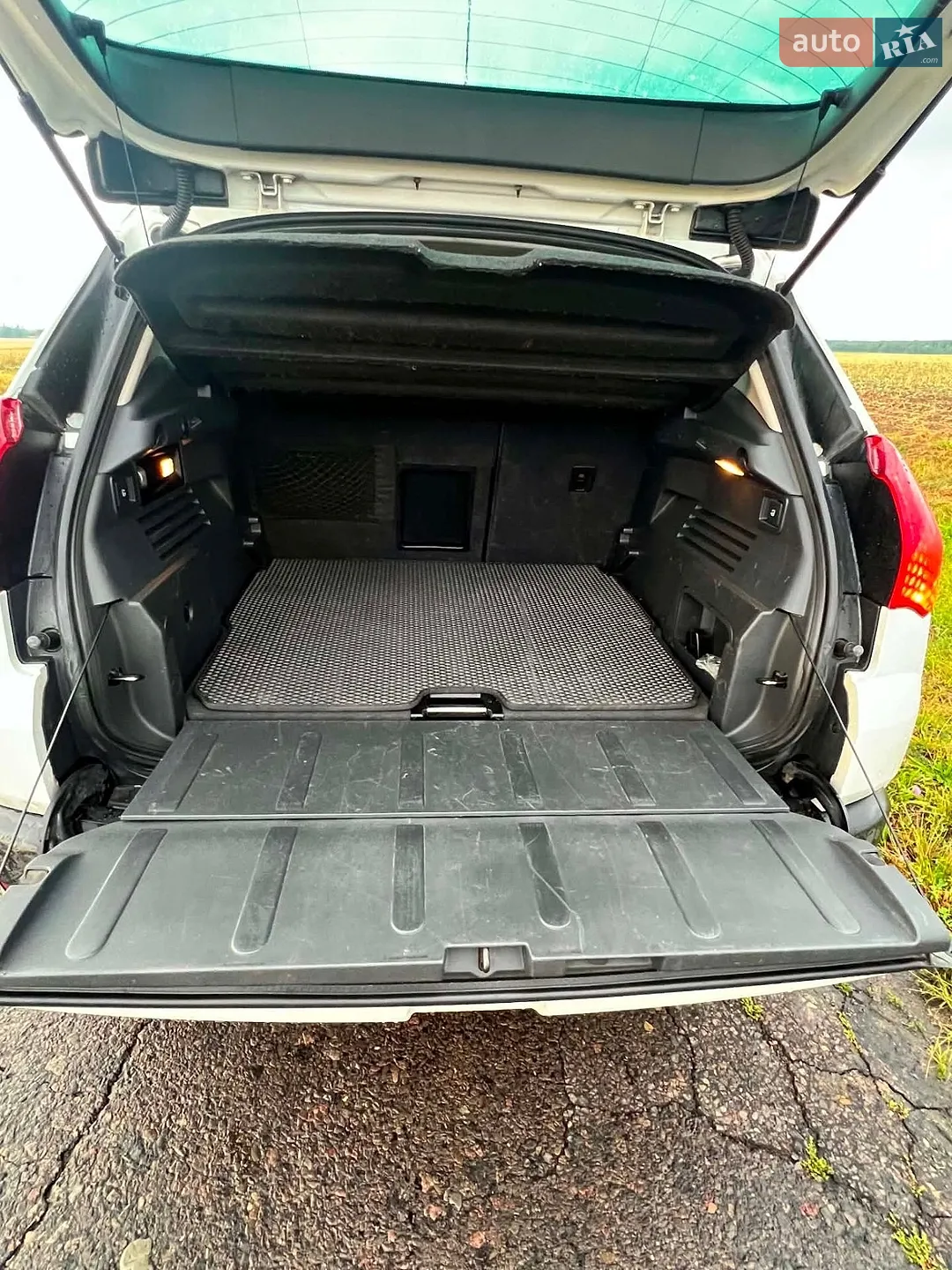 2011 Peugeot 3008 - мініатюра 11