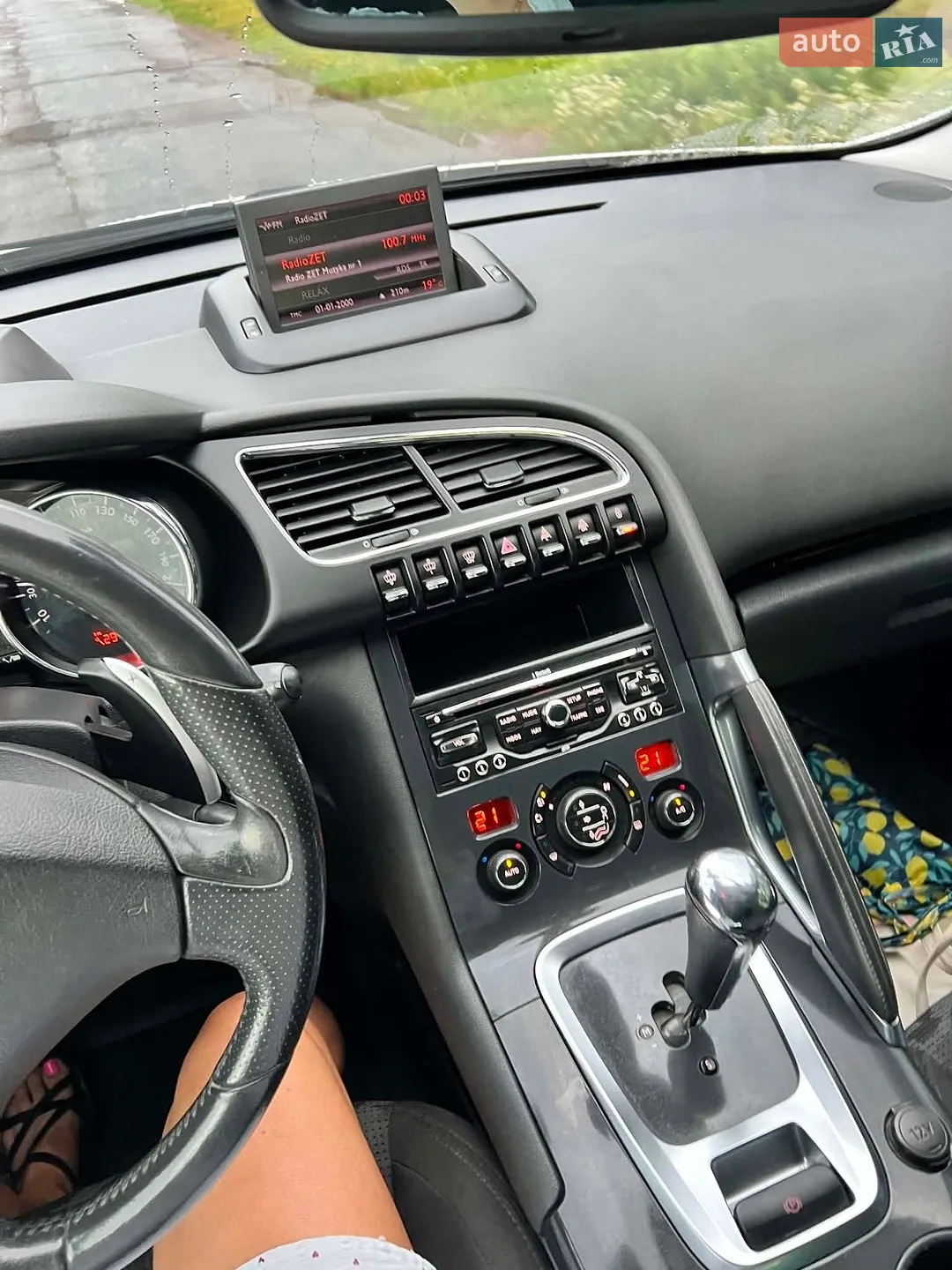 2011 Peugeot 3008 - мініатюра 12