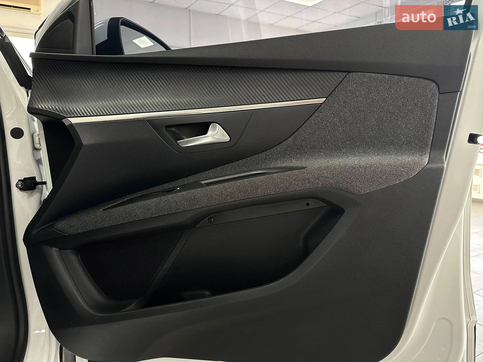 2018 Peugeot 3008 - мініатюра 18