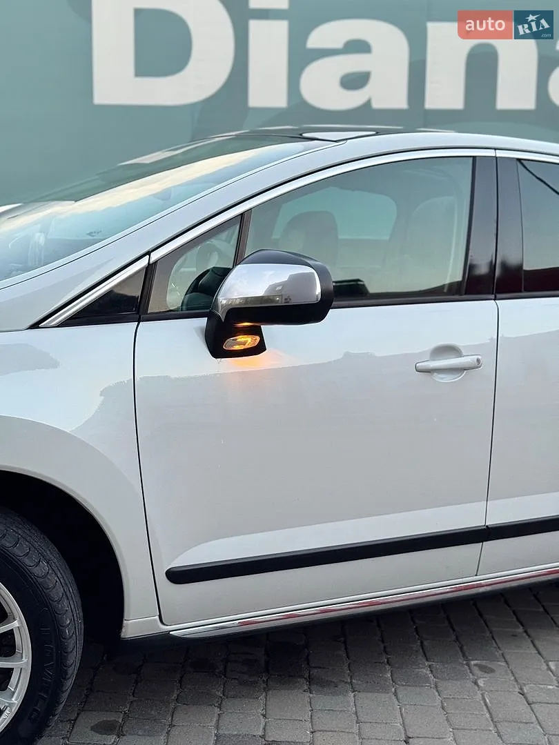2011 Peugeot 3008 - мініатюра 12