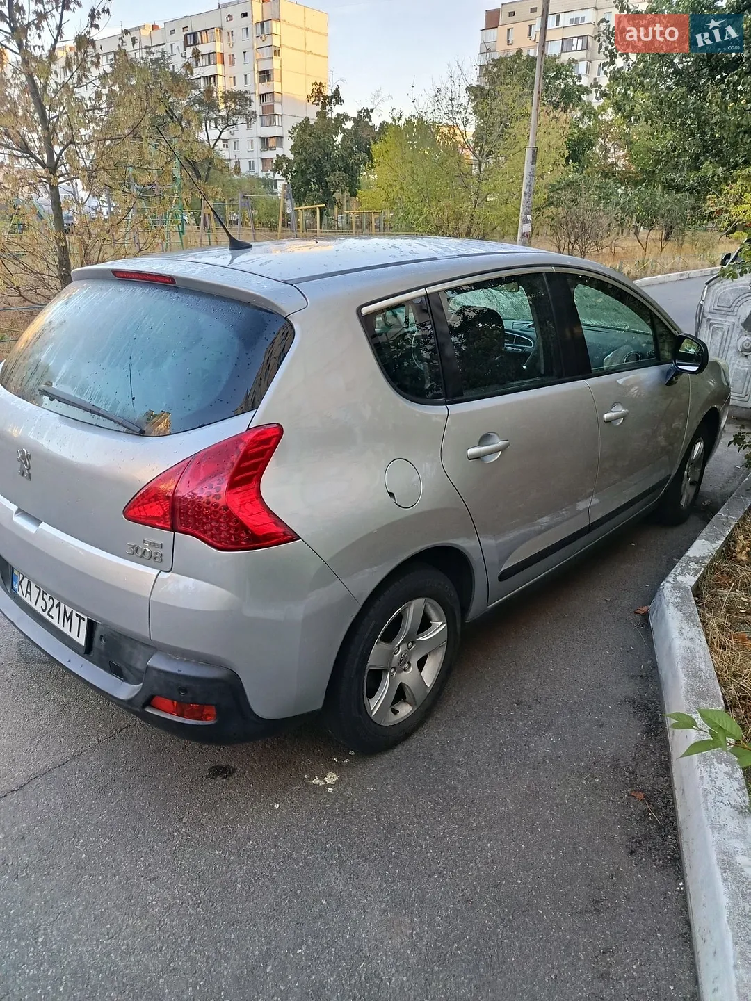 2011 Peugeot 3008 - мініатюра 3