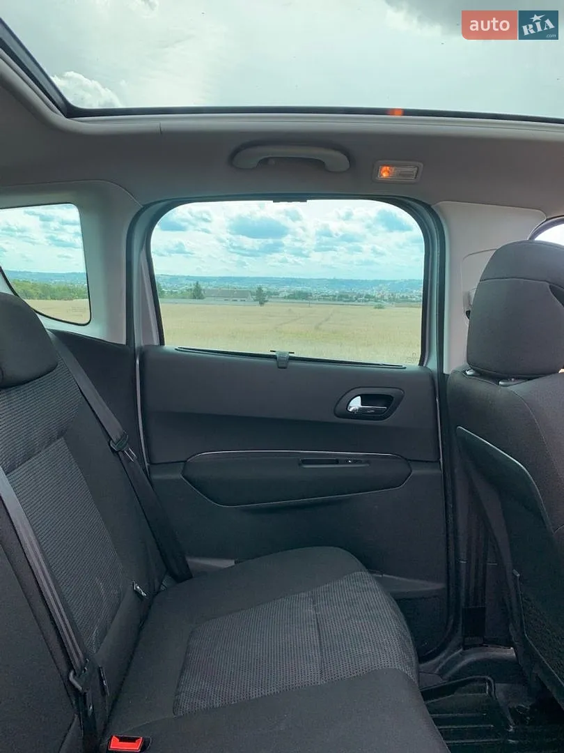 2011 Peugeot 3008 - мініатюра 31