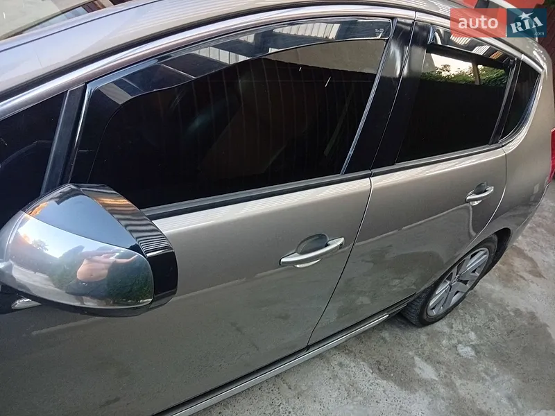 Peugeot 3008 2013