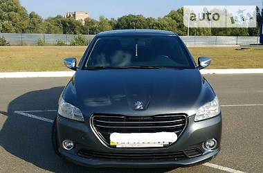 Седан Peugeot 301 2012 в Киеве