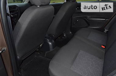 Седан Peugeot 301 2013 в 