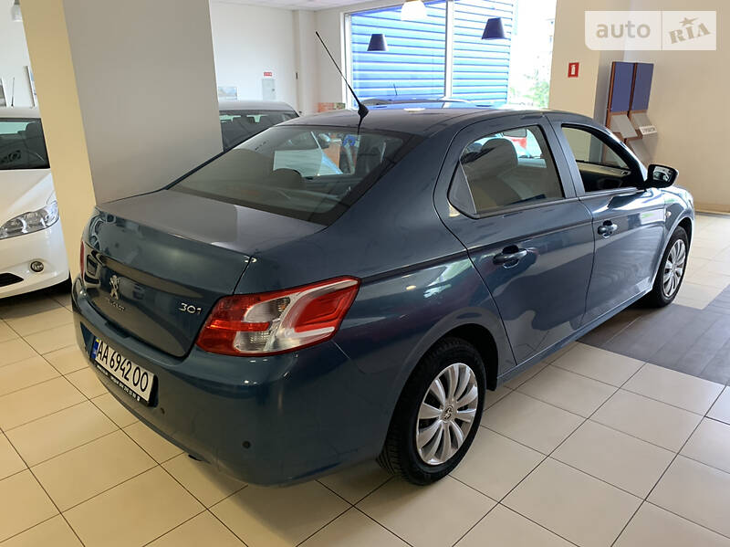 Седан Peugeot 301 2015 в Києві