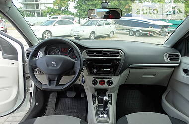 Седан Peugeot 301 2013 в Днепре