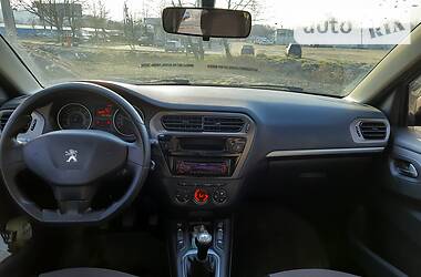 Седан Peugeot 301 2013 в Черновцах