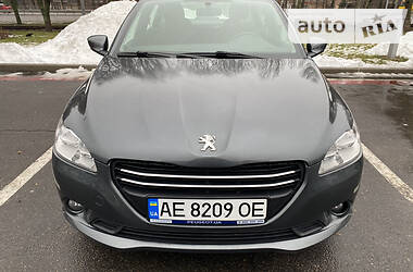 Седан Peugeot 301 2013 в Днепре