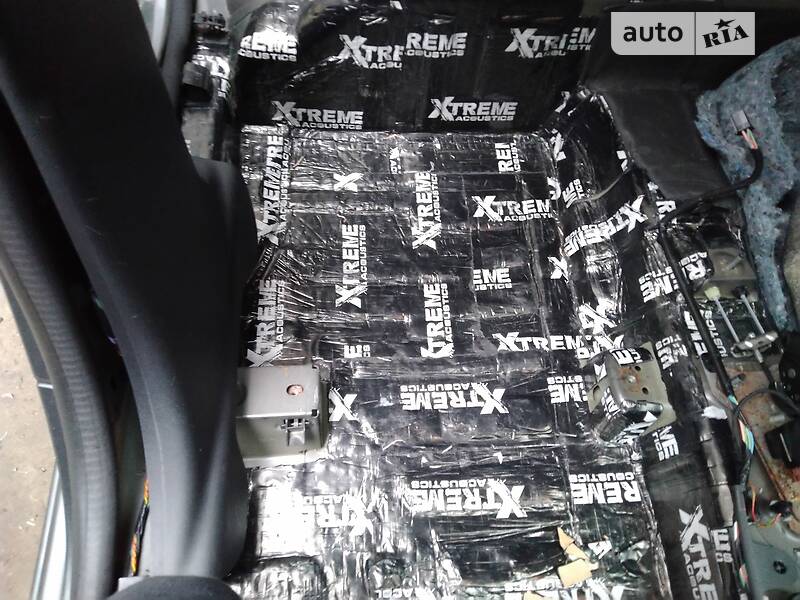 Седан Peugeot 301 2013 в Львові