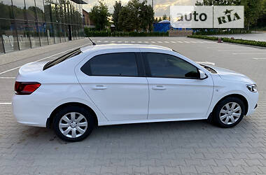 Седан Peugeot 301 2018 в 