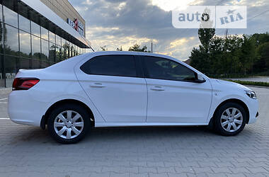 Седан Peugeot 301 2018 в 