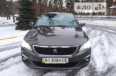 Седан Peugeot 301 2018 в Києві