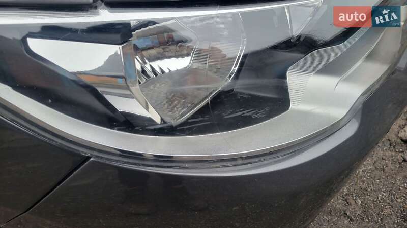 Седан Peugeot 301 2018 в Вінниці