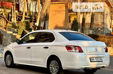 Седан Peugeot 301 2013 в 