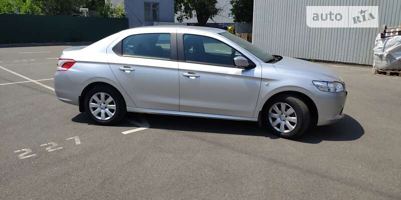 Седан Peugeot 301 2016 в 