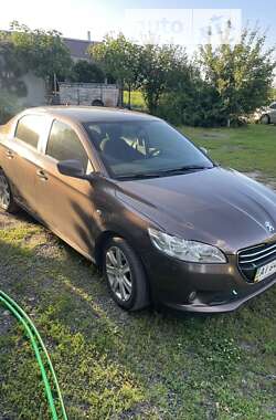 Седан Peugeot 301 2013 в Борисполе