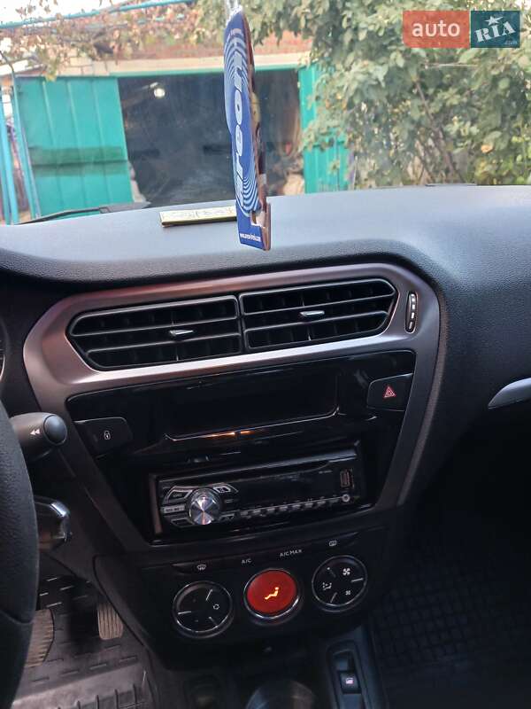 Седан Peugeot 301 2013 в Харкові