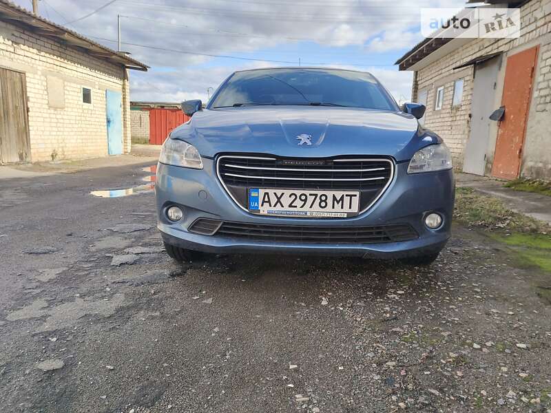 Седан Peugeot 301 2013 в Харькове