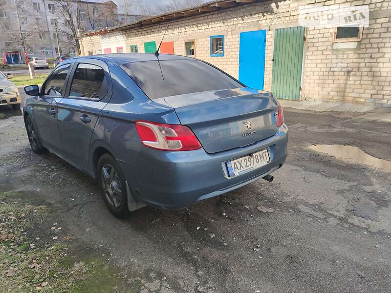 Седан Peugeot 301 2013 в Харькове