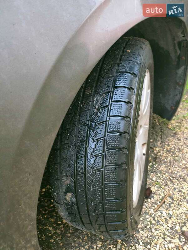 Седан Peugeot 301 2018 в Львові