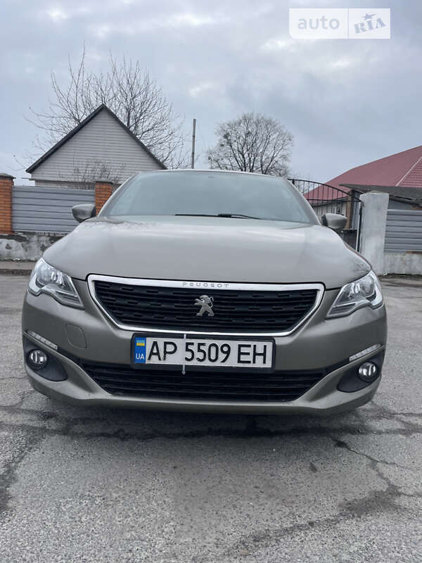 Седан Peugeot 301 2017 в Полтаві