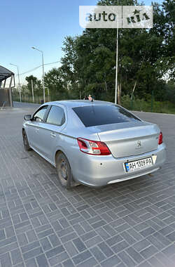 Седан Peugeot 301 2013 в Днепре