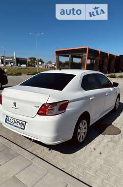 Седан Peugeot 301 2013 в Харькове