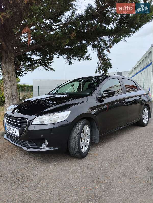Седан Peugeot 301 2013 в Борщеве