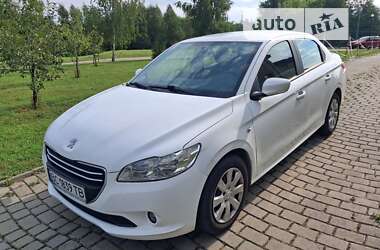 Седан Peugeot 301 2016 в Львові