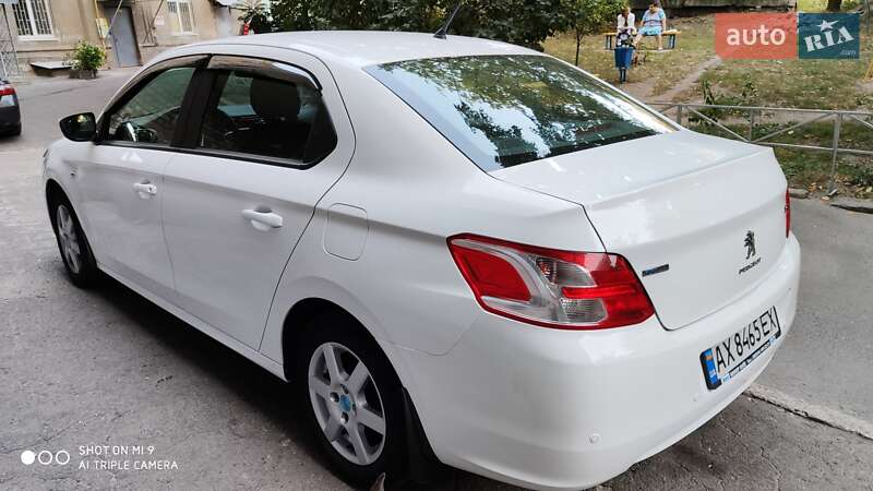 Седан Peugeot 301 2016 в Харкові