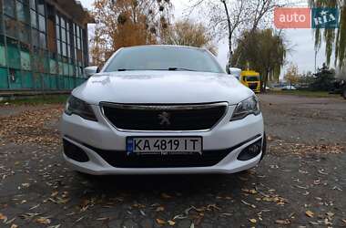 Седан Peugeot 301 2019 в Киеве