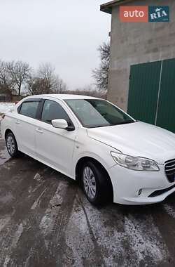 Седан Peugeot 301 2013 в Ічні