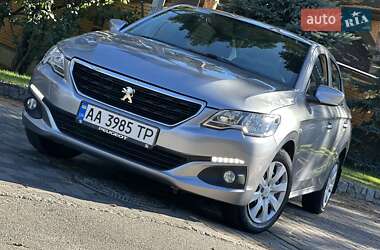 Седан Peugeot 301 2018 в Києві