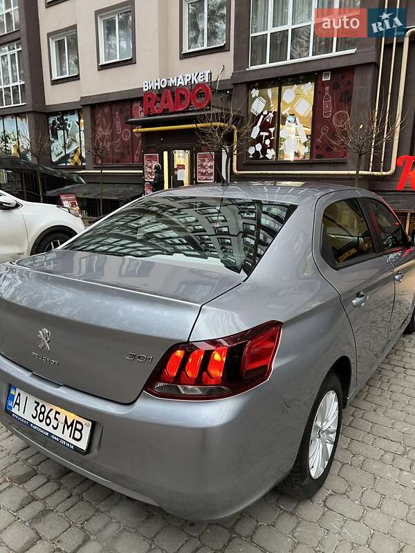 Седан Peugeot 301 2020 в Ирпене