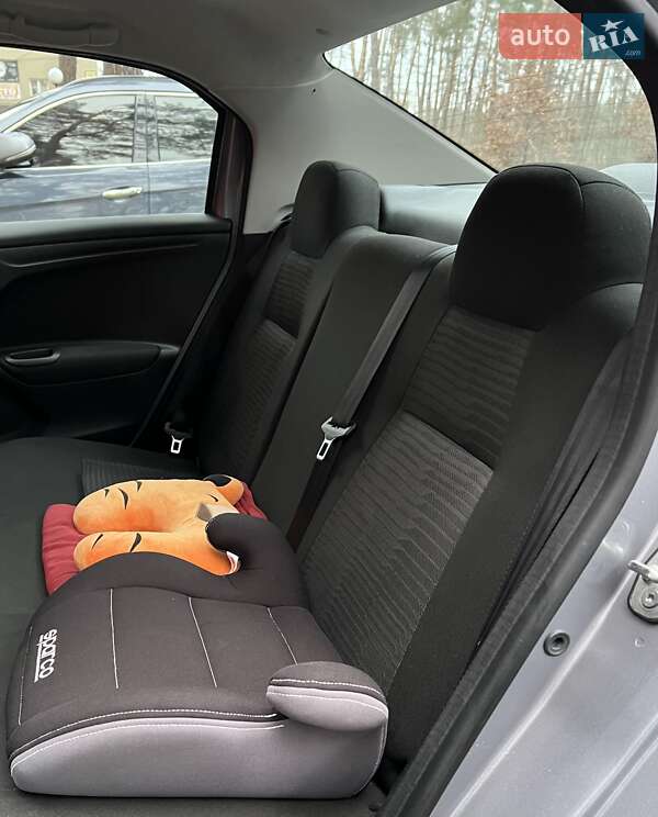 Седан Peugeot 301 2020 в Ирпене