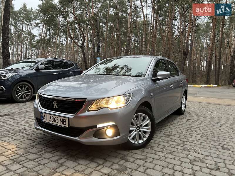 Седан Peugeot 301 2020 в Ирпене