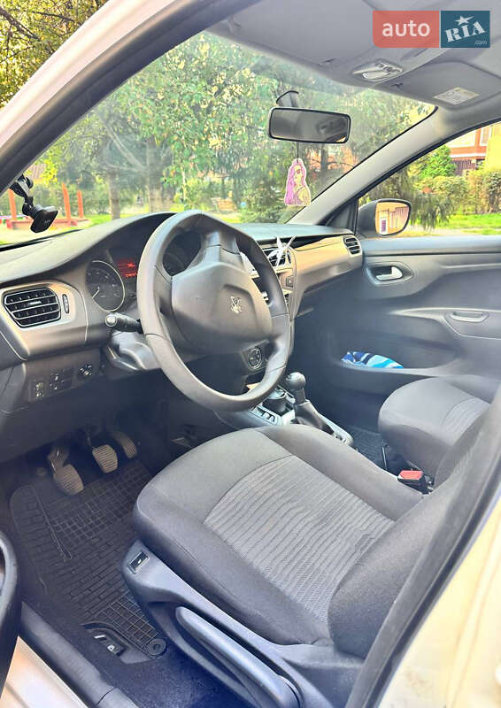 Седан Peugeot 301 2020 в Києві